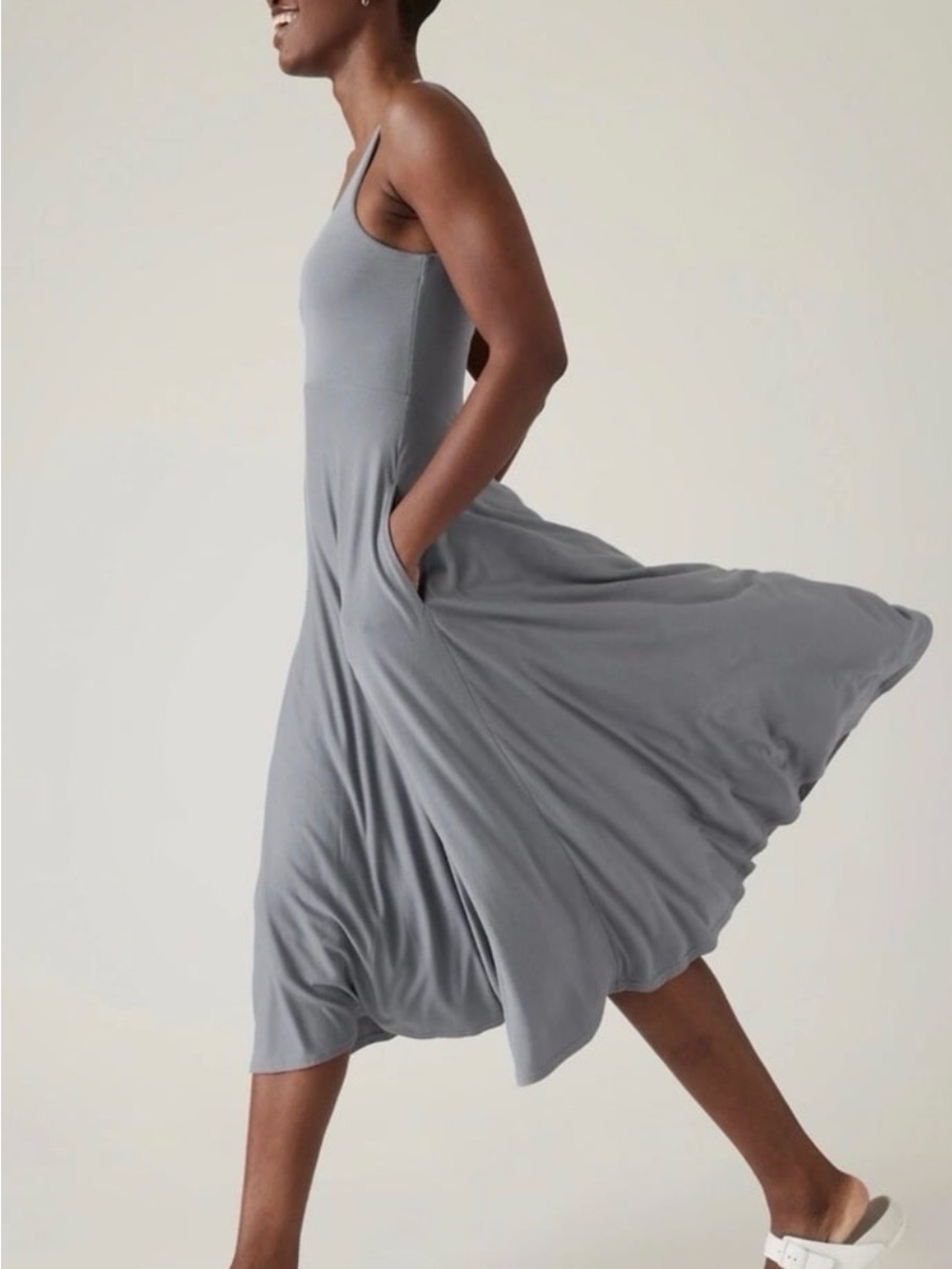 Athleta Santorini MIDI dress NWT size M gray